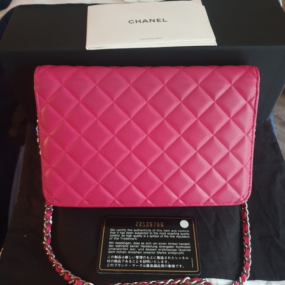 Chanel Woc Diamond CC Fuchsia - Picture 2 of 14